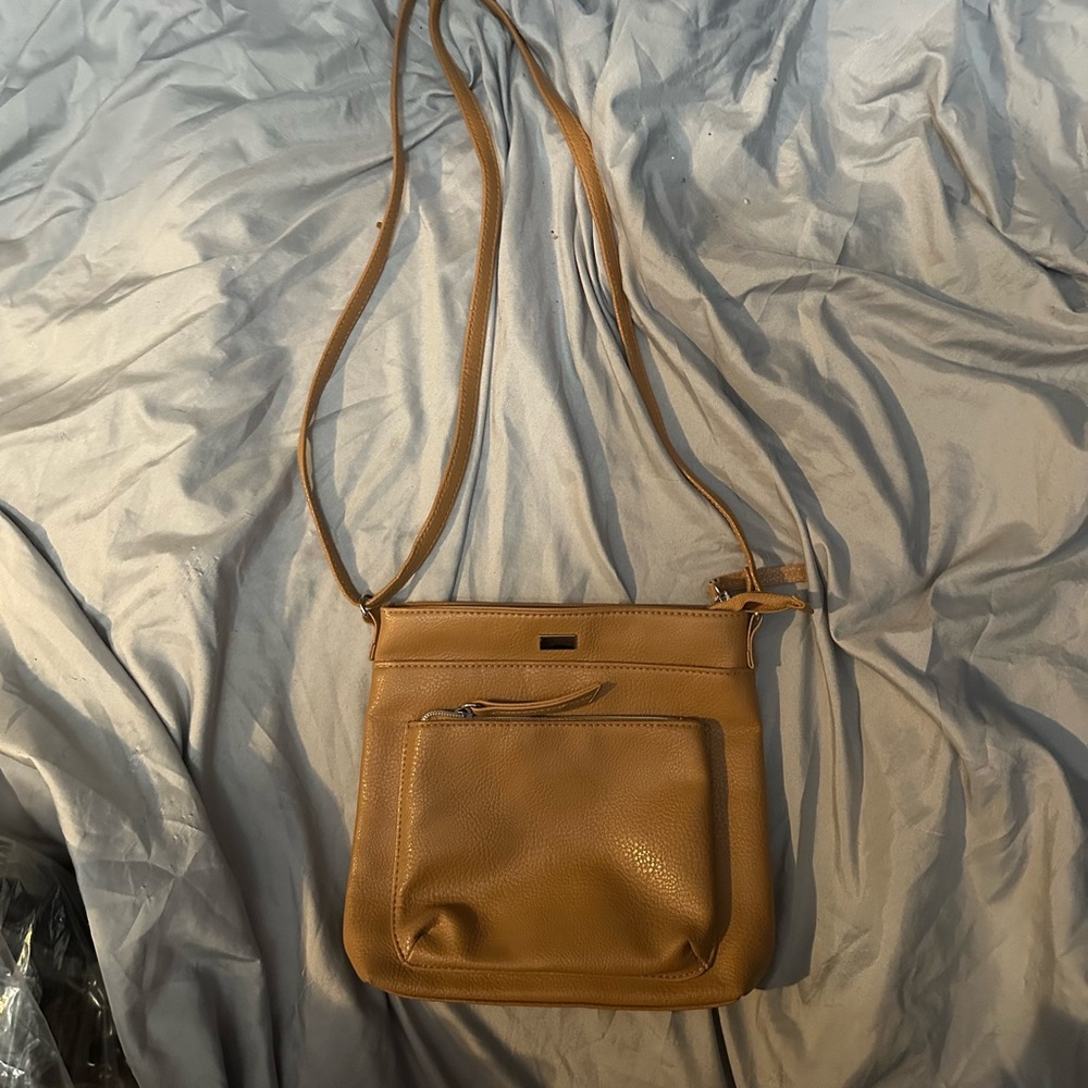 Elegant Tan Crossbody Bag